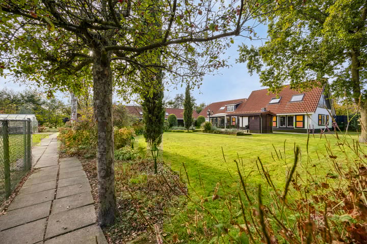 Photo 48 of Hofweg 5