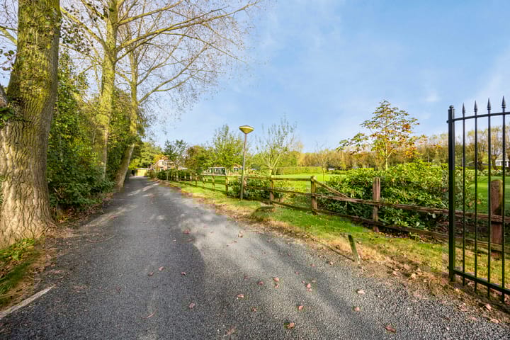 Photo 81 of Hofweg 5