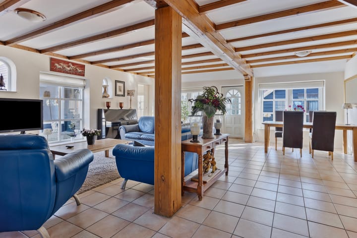 Photo 86 of Hofweg 5