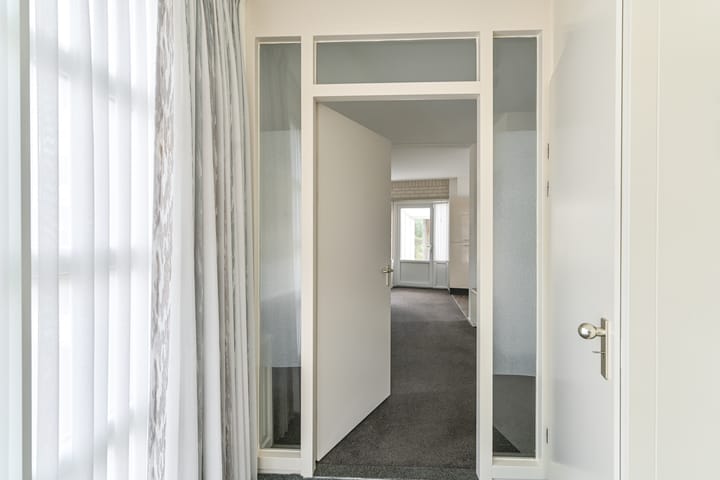 Foto 38 van Hoofdstraat 1