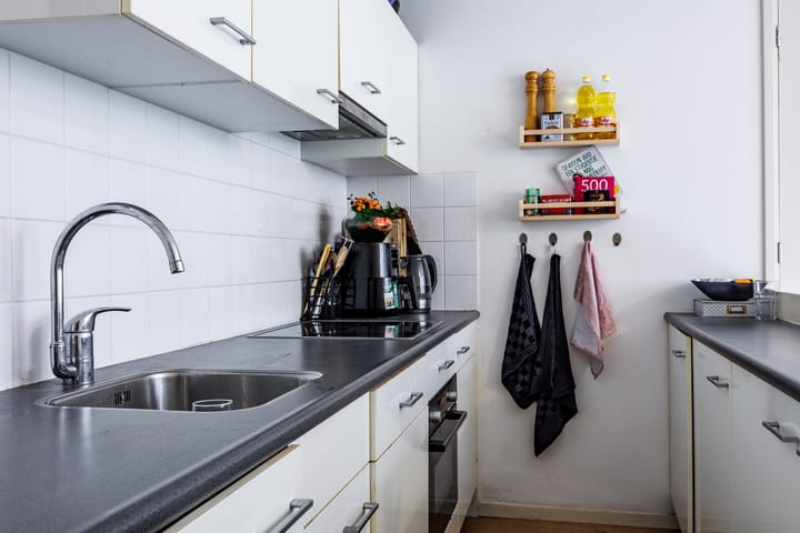 Photo 12 of Koningshofje 8-A