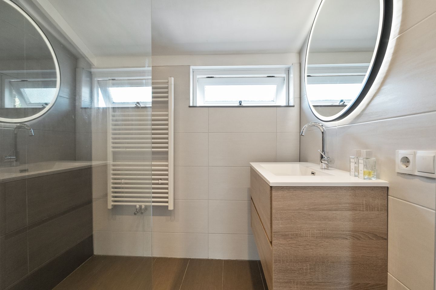 Foto 20 van Kruiszwin 4156