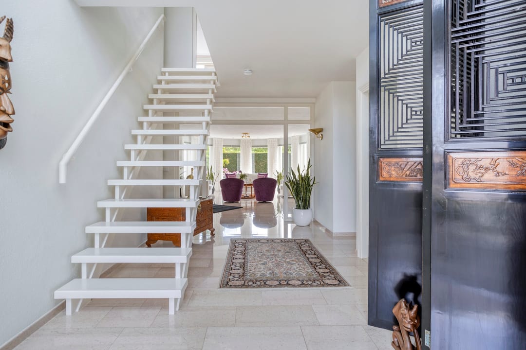 Photo 11 of Montjoiestraat 4