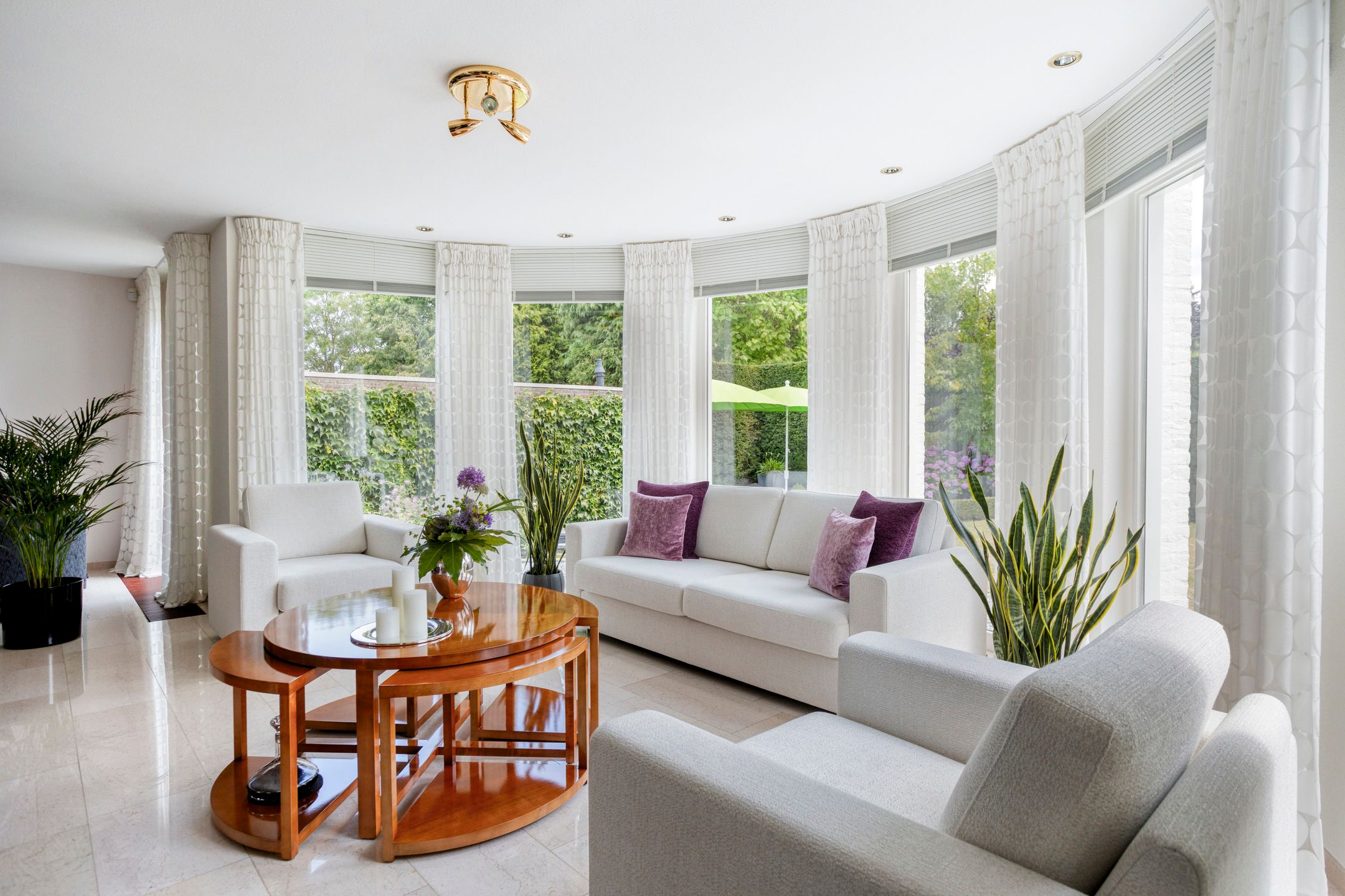 Photo 24 of Montjoiestraat 4