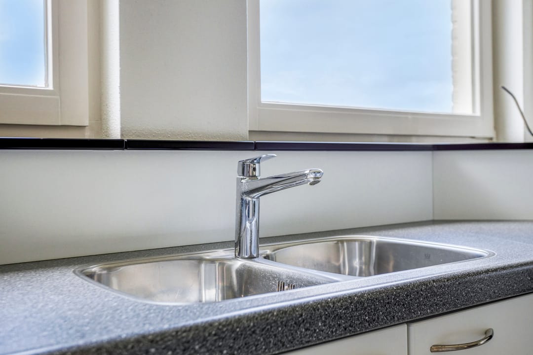 Photo 32 of Montjoiestraat 4