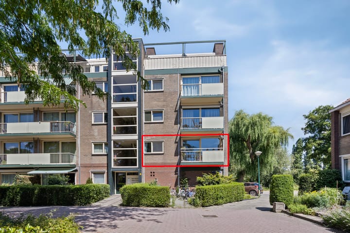 Photo 2 of Piet Heinstraat 52