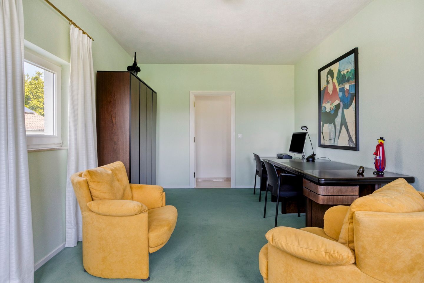 Photo 49 of Montjoiestraat 4