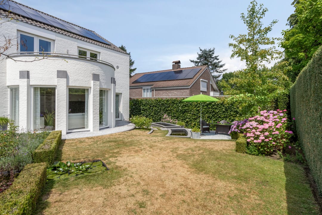 Photo 58 of Montjoiestraat 4