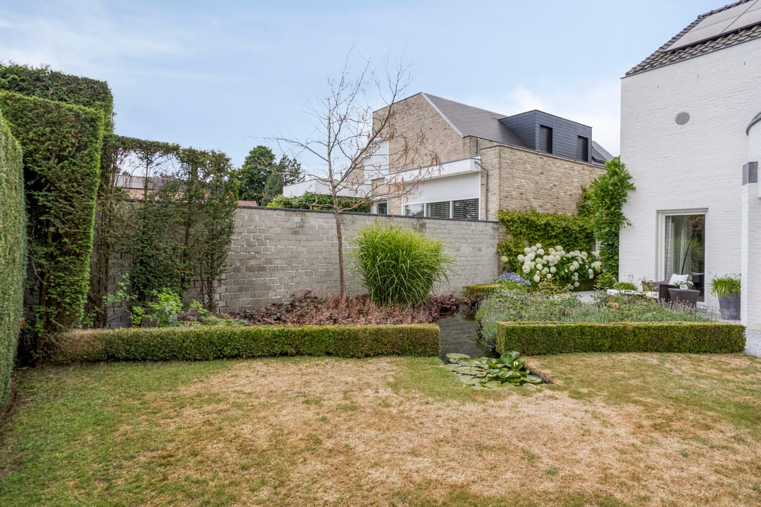 Photo 61 of Montjoiestraat 4