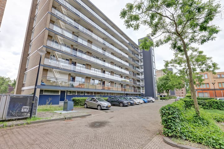 Foto 26 van Bernard Zweersplein 40