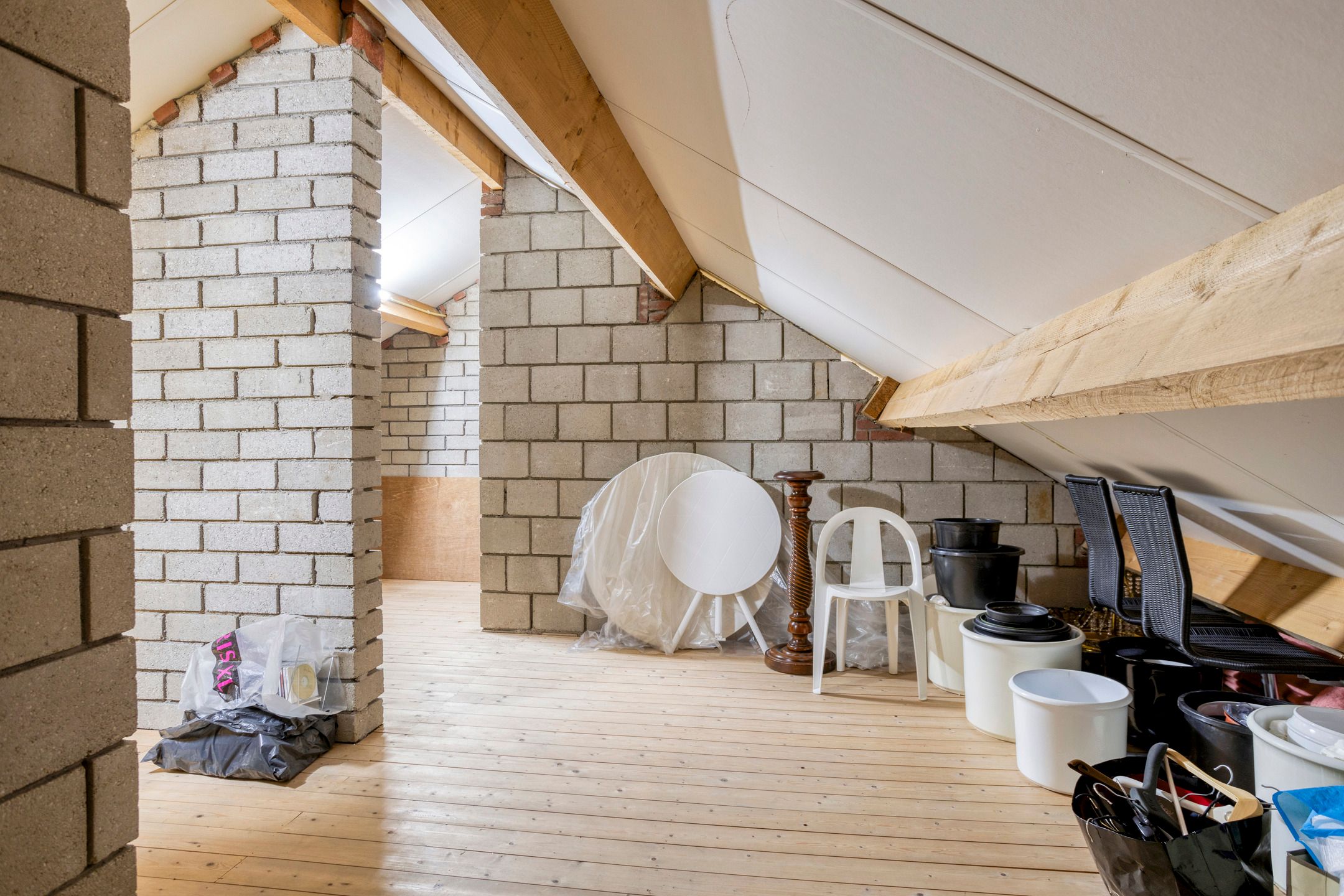 Photo 75 of Montjoiestraat 4