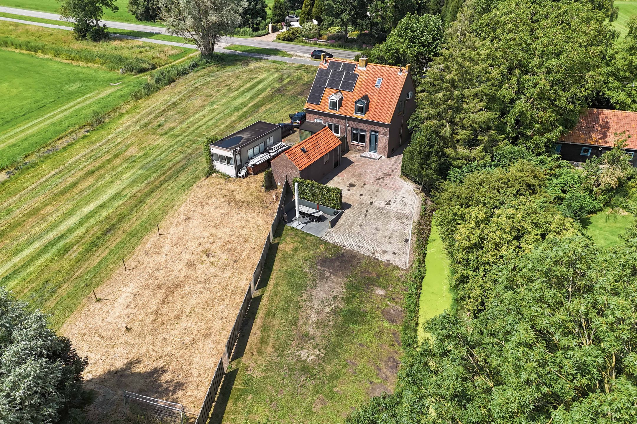 Photo 42 of Marwei 102