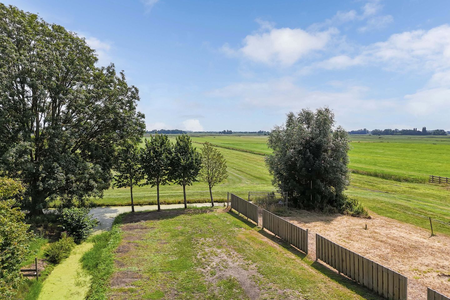 Photo 44 of Marwei 102