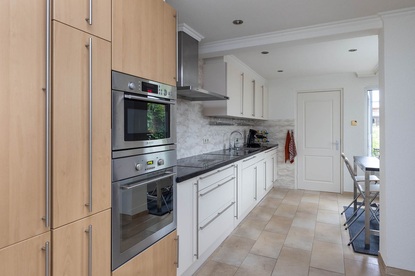 Photo 10 of Kloppenstraat 63