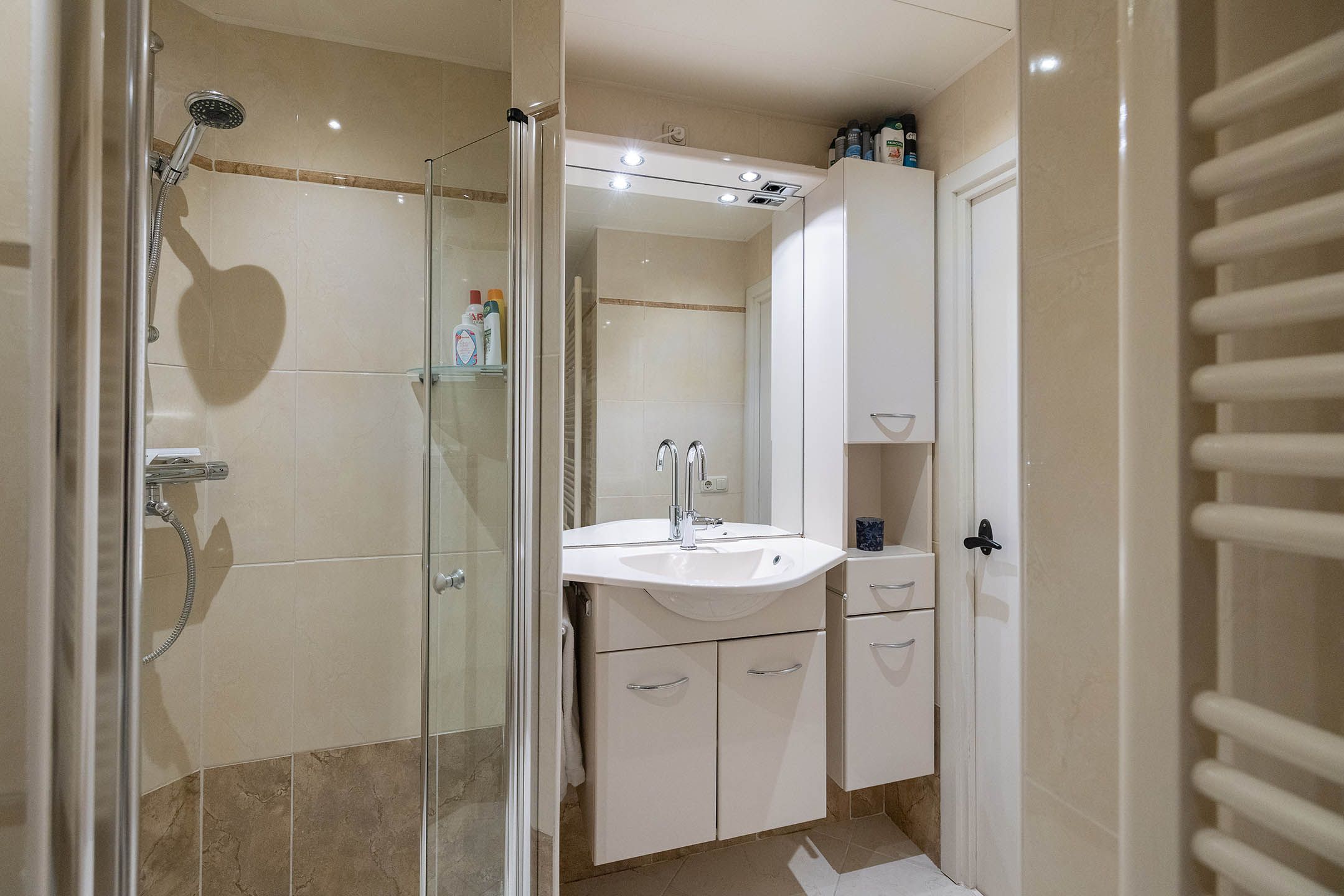 Photo 18 of Kloppenstraat 63