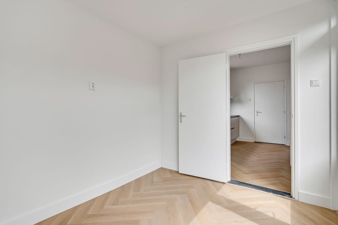 Photo 11 of Heidestraat 53-A