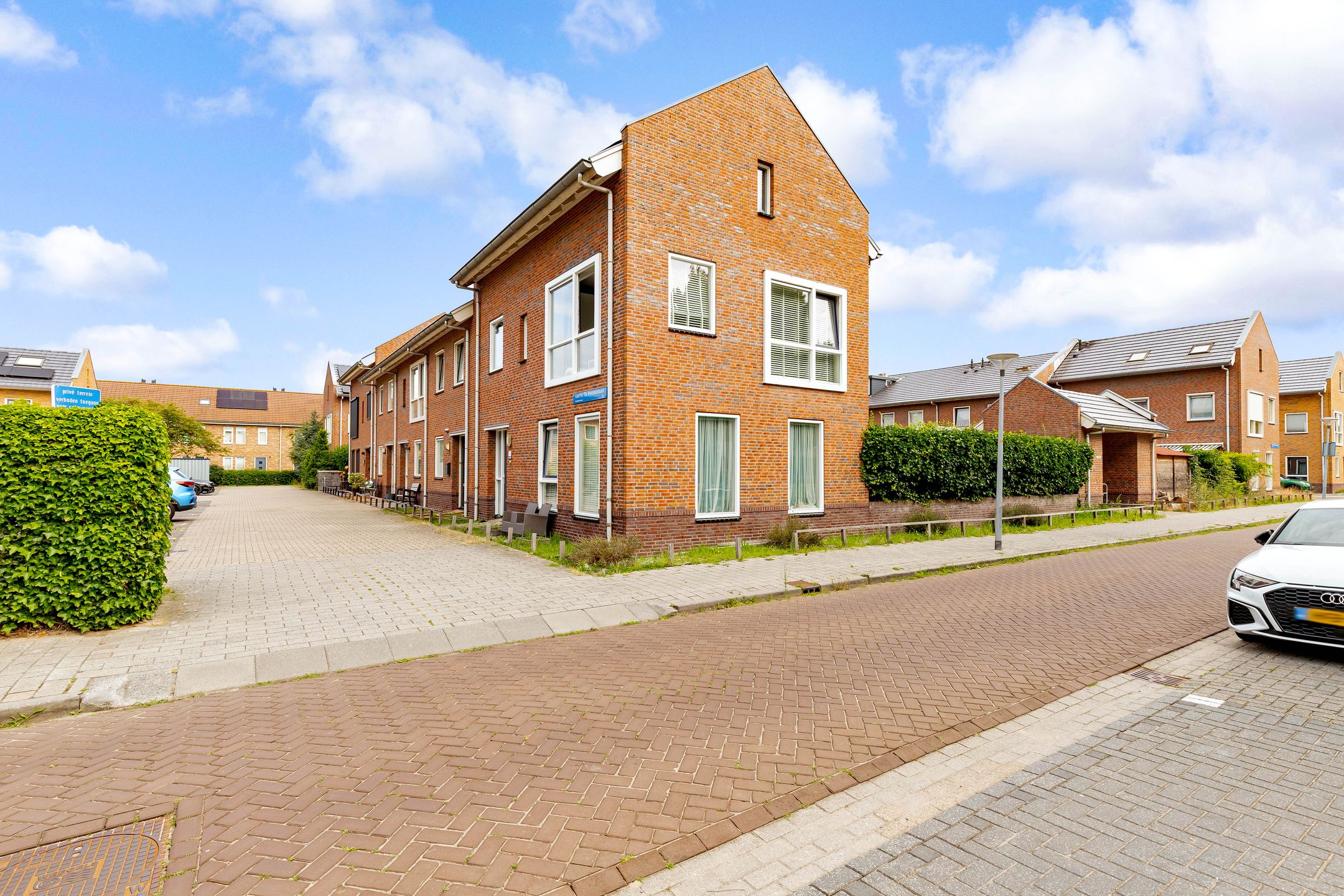 Foto 45 van Gerrit Th. Rotmanlaan 11