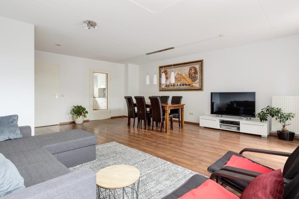 Foto 6 van Walter Kollolaan 170