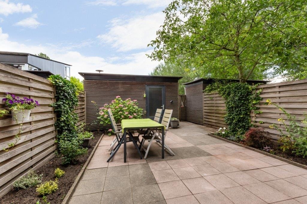 Foto 25 van Walter Kollolaan 170