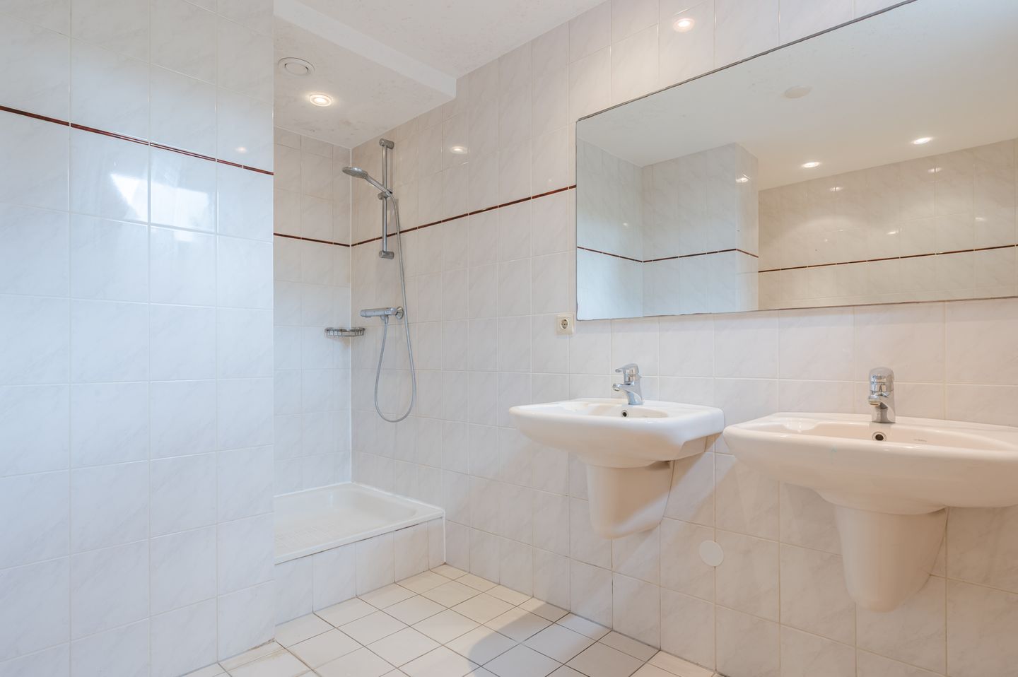 Photo 25 of Cor van Osnabruggelaan 88