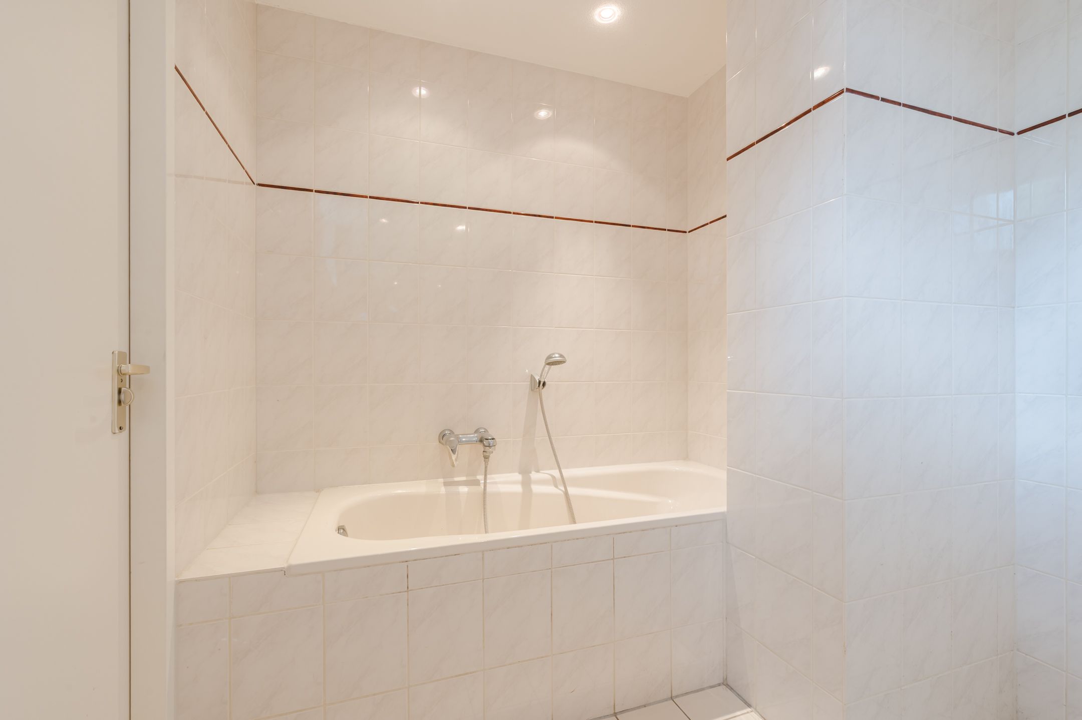 Photo 27 of Cor van Osnabruggelaan 88