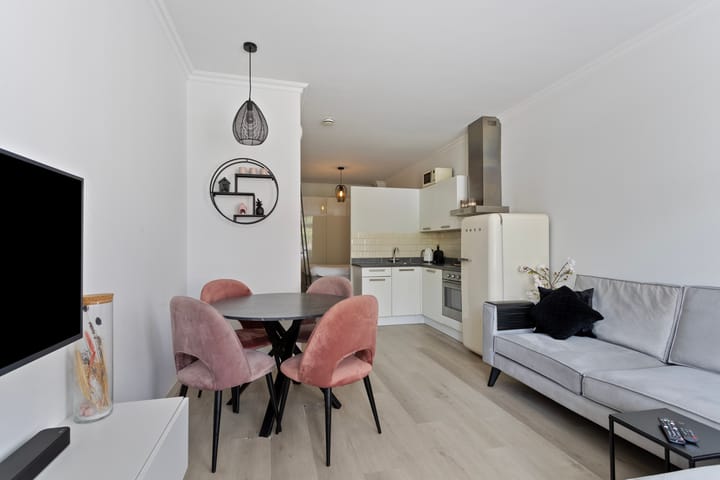 Foto 12 van Julianastraat 22