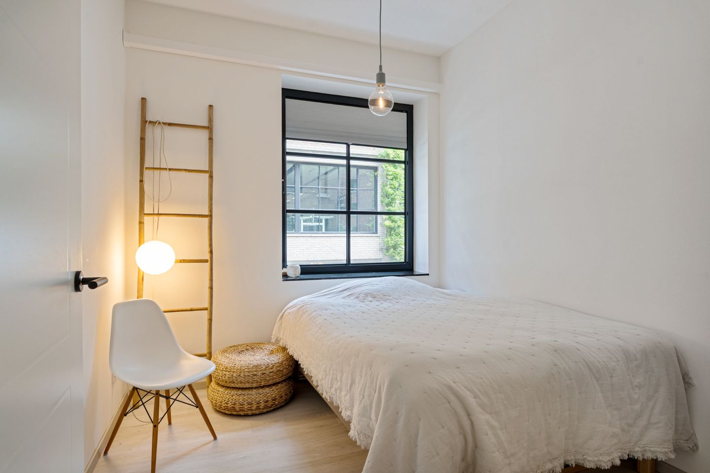 Foto 49 van Abraham Tuschinskistraat 57