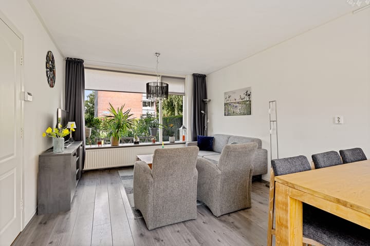 Foto 6 van Worp Tjaardastraat 63