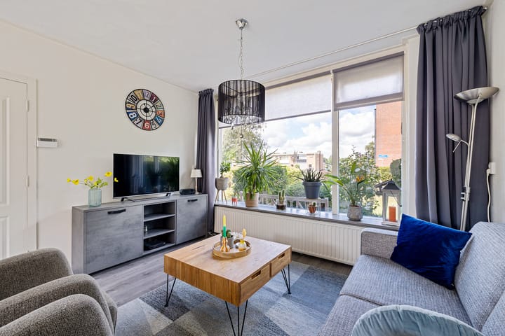 Foto 8 van Worp Tjaardastraat 63