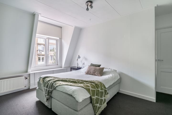 Photo 4 of Wijbrand de Geeststraat 5