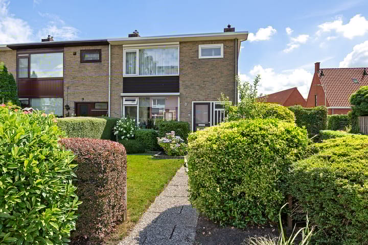 Foto 36 van Worp Tjaardastraat 63