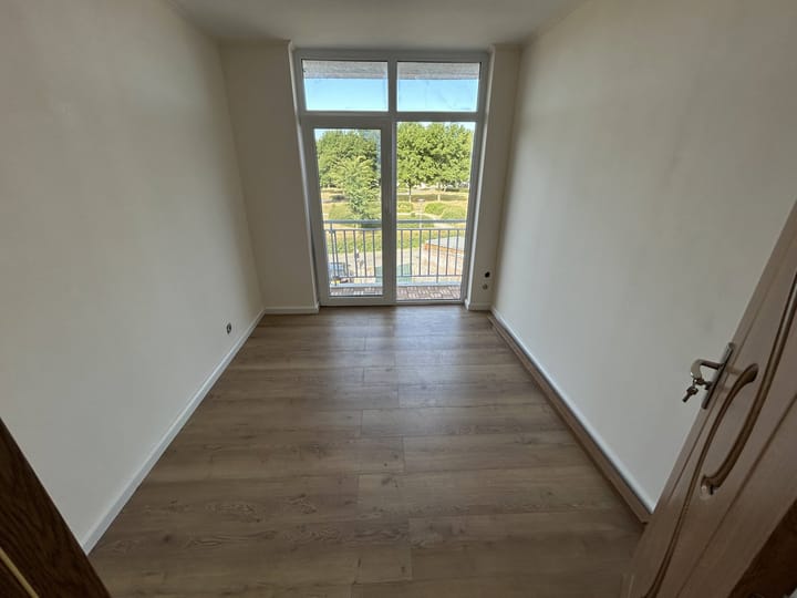 Foto 24 van Italiëlaan 117