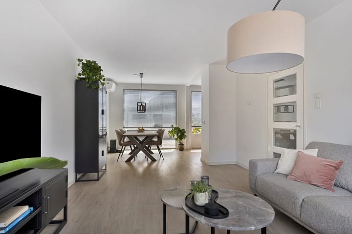 Foto 11 van van der Werveweg 6