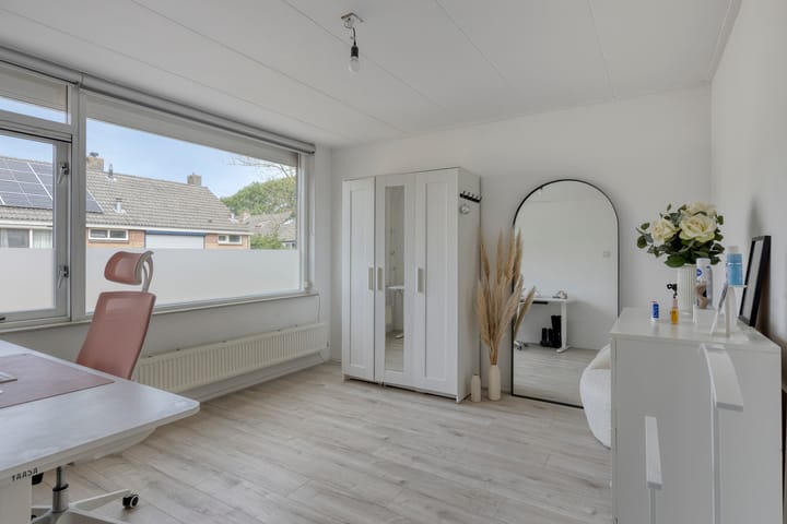 Foto 21 van van der Werveweg 6