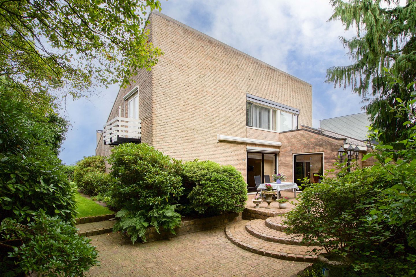 Photo 1 of Beethovenlaan 97