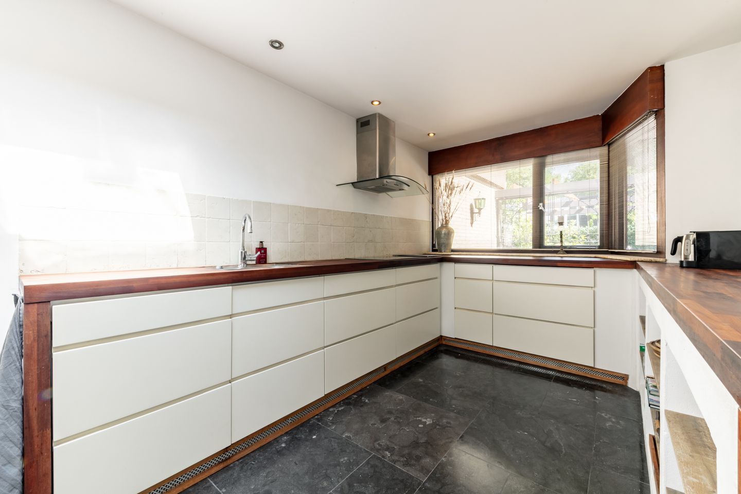 Foto 29 van Valkenlaan 19