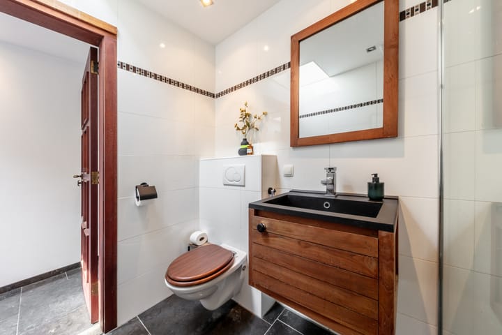 Foto 32 van Valkenlaan 19