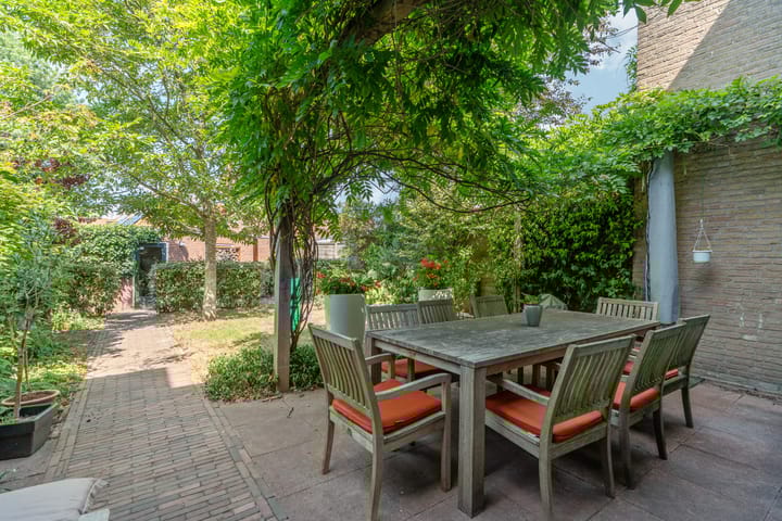 Foto 4 van St. Annastraat 252