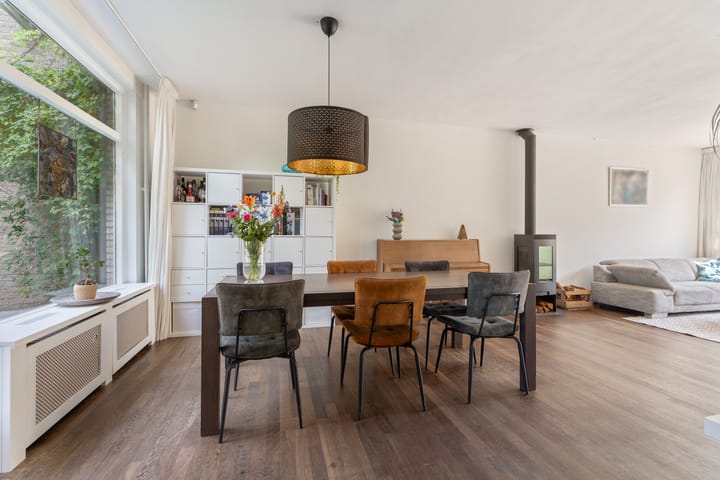 Foto 21 van St. Annastraat 252