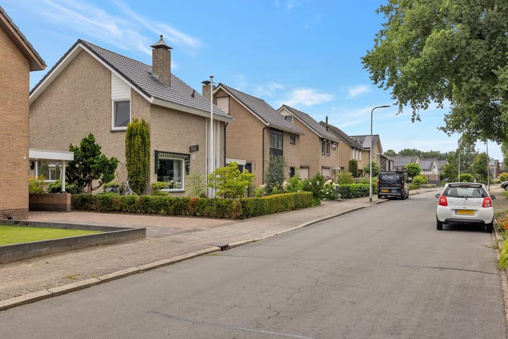 Foto 53 van Hogeweg 58