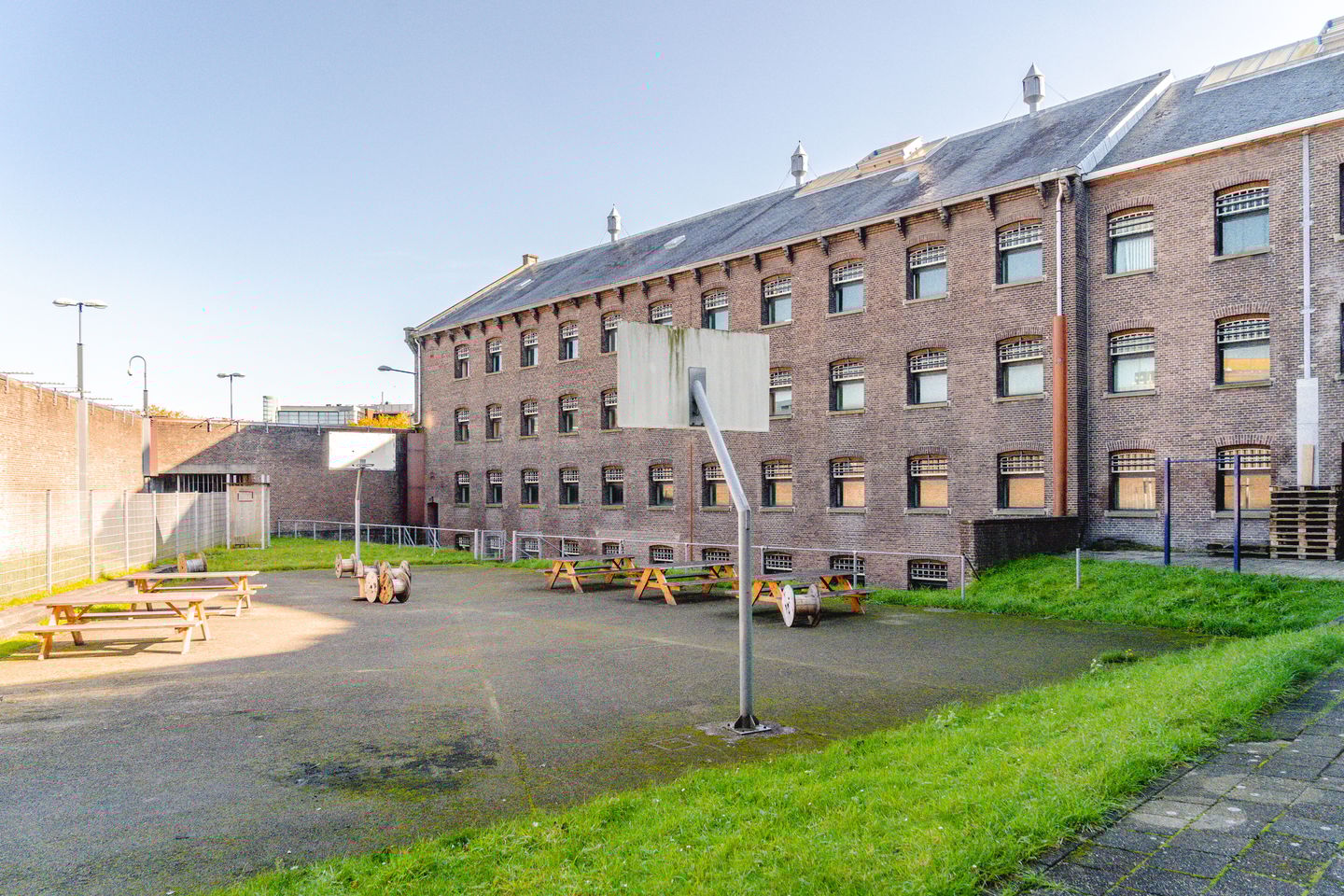 Bekijk foto 5 van Wolvenplein 25