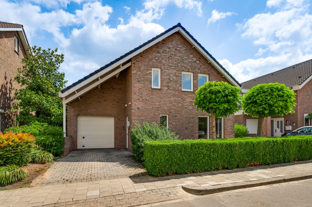 Foto 1 van Leijstenstraat 6