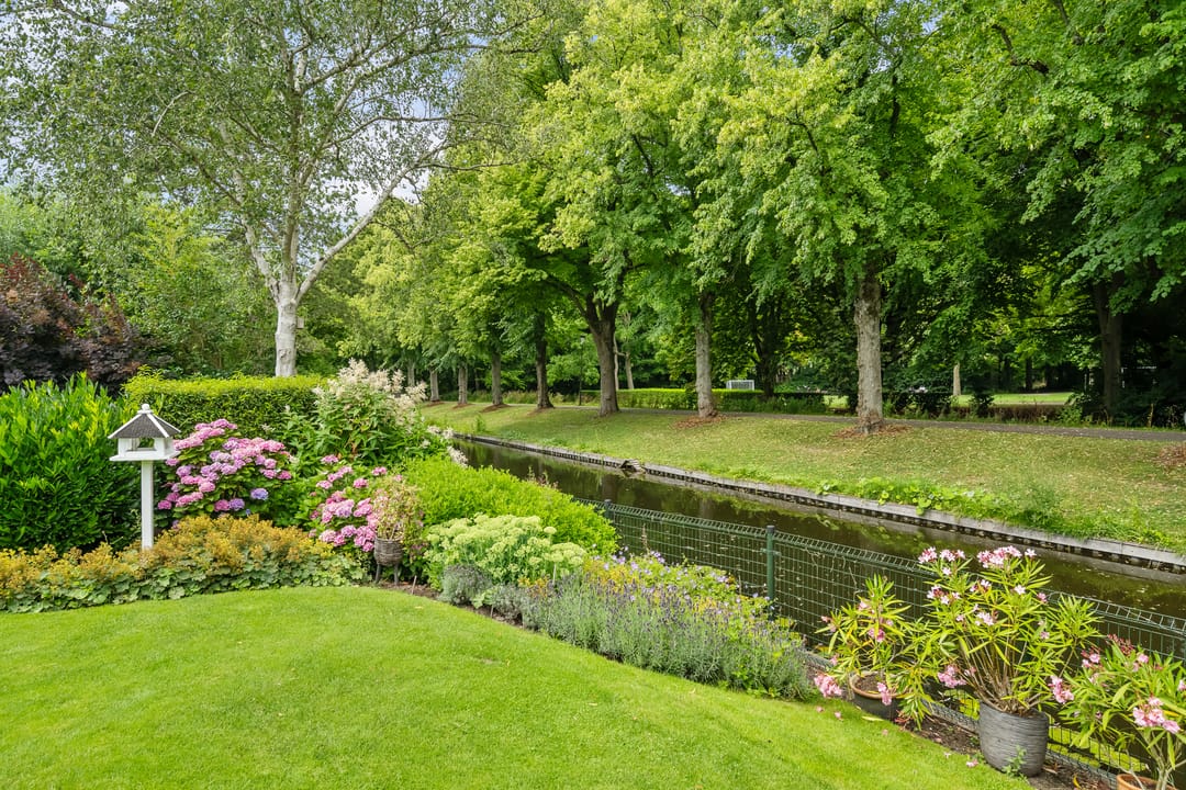 Photo 47 of Pieter de Hooghlaan 30