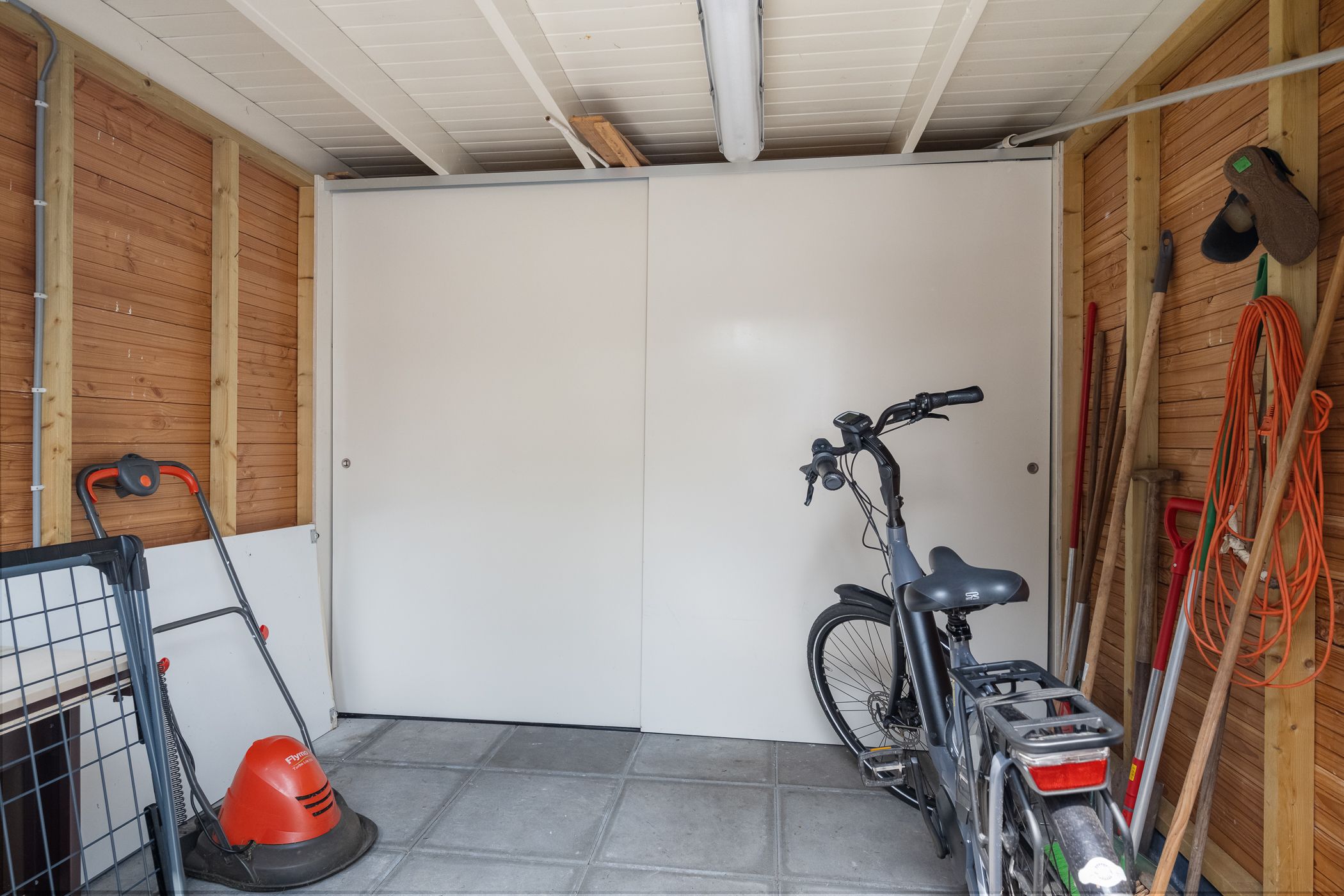 Photo 51 of Pieter de Hooghlaan 30