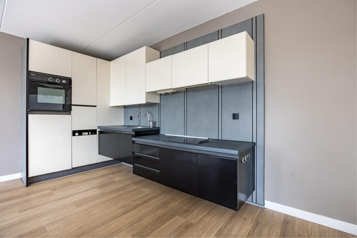 Foto 10 van Loosduinse Hoofdstraat 182-B