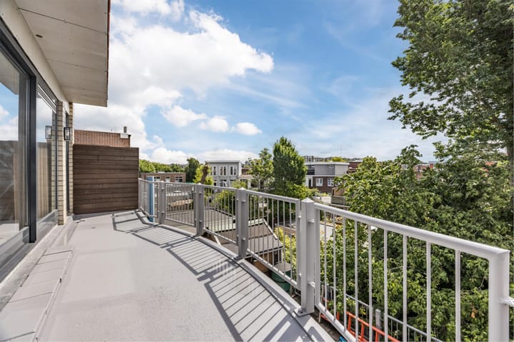 Foto 24 van Loosduinse Hoofdstraat 182-B