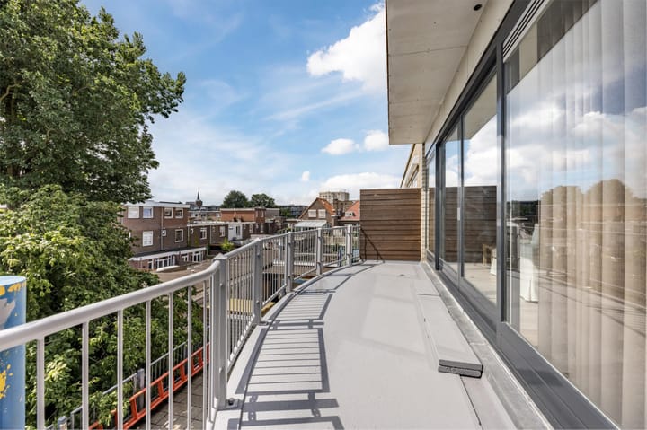 Foto 25 van Loosduinse Hoofdstraat 182-B