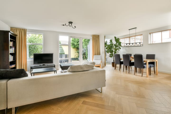 Photo 4 of Rodelindalaan 38