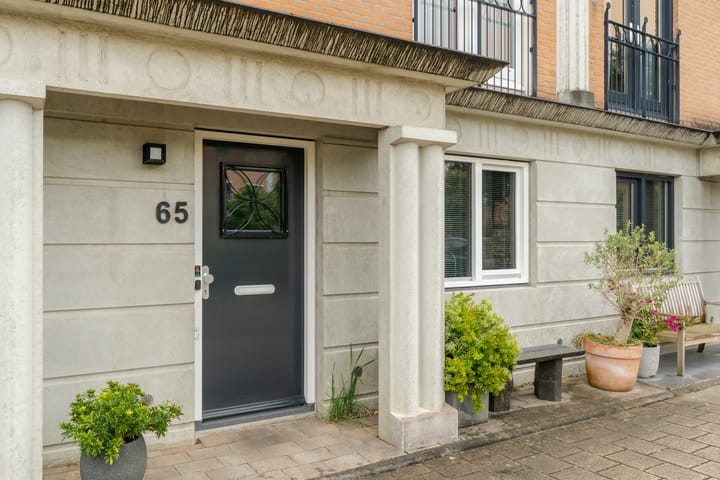 Foto 3 van Pronkmos 65