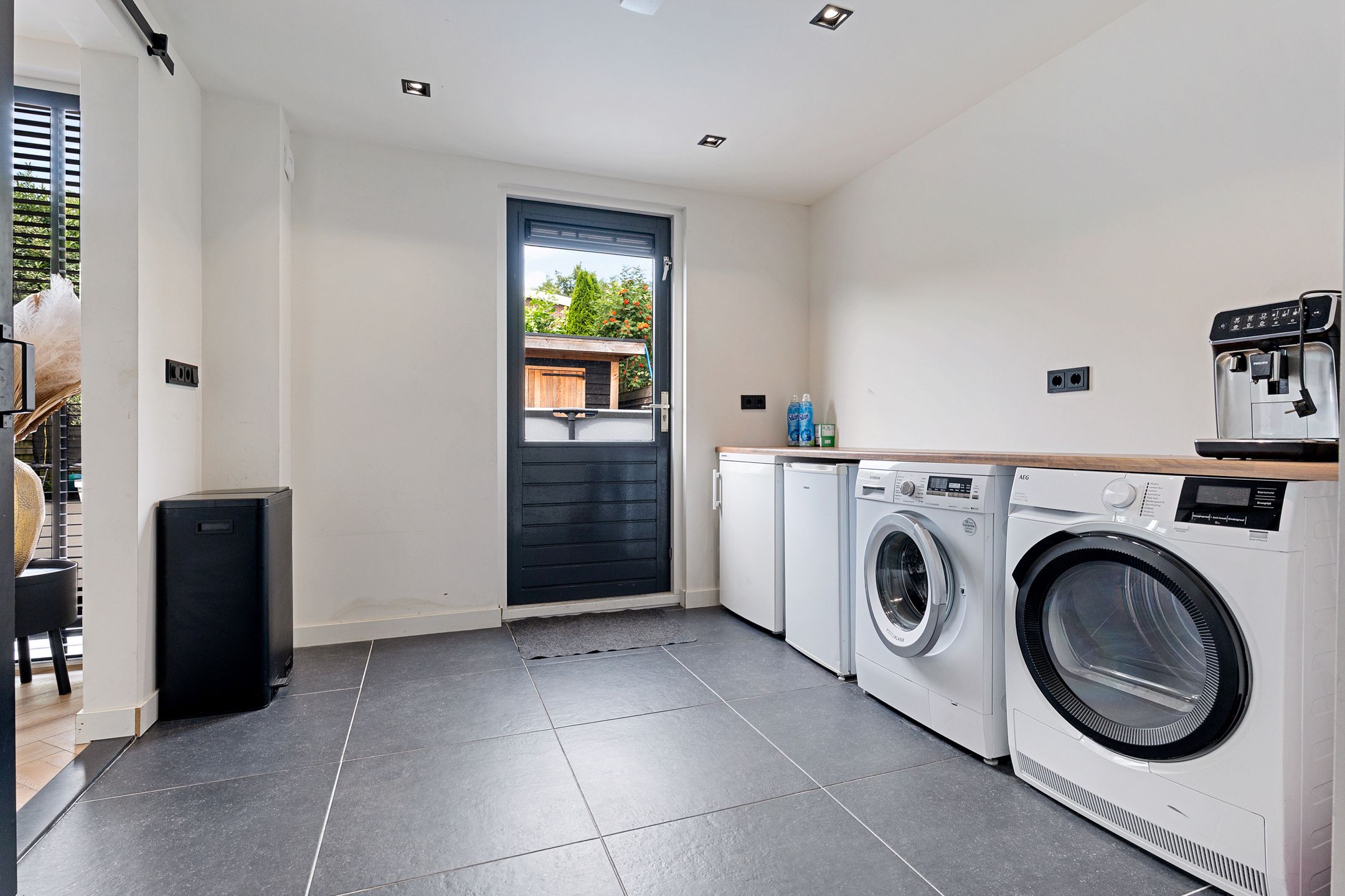 Foto 27 van Laan der Kruisheren 59